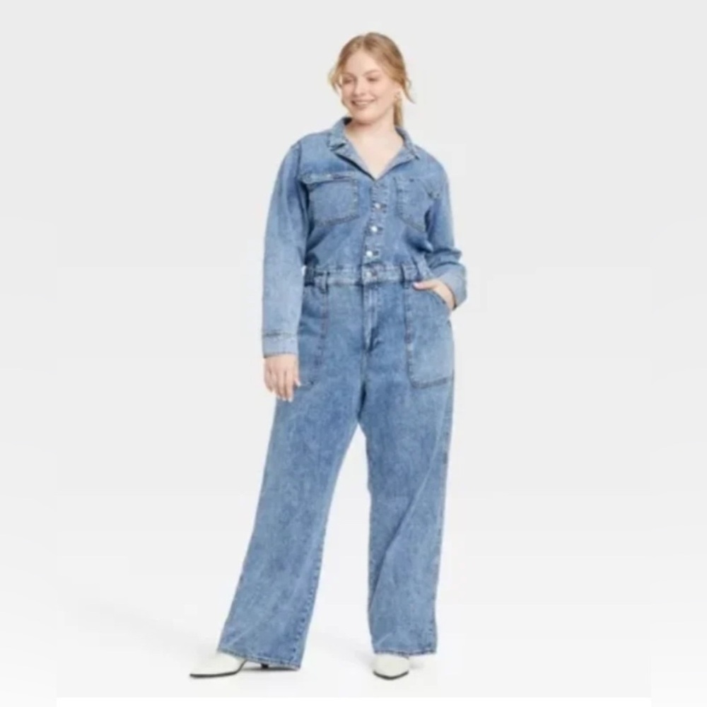 Universal thread women’s denim jumpsuit